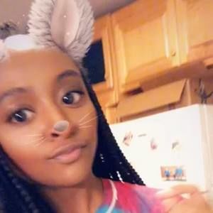 Meet your Posher, Khadijah